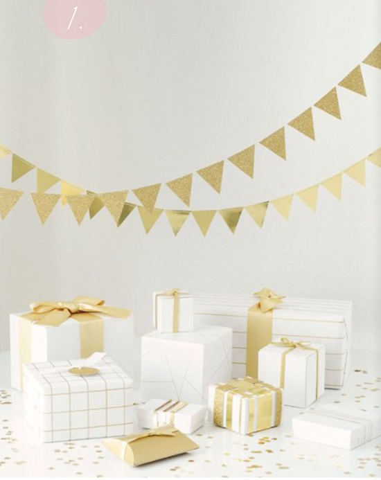 Christmas Wrapping - Gold &amp; White