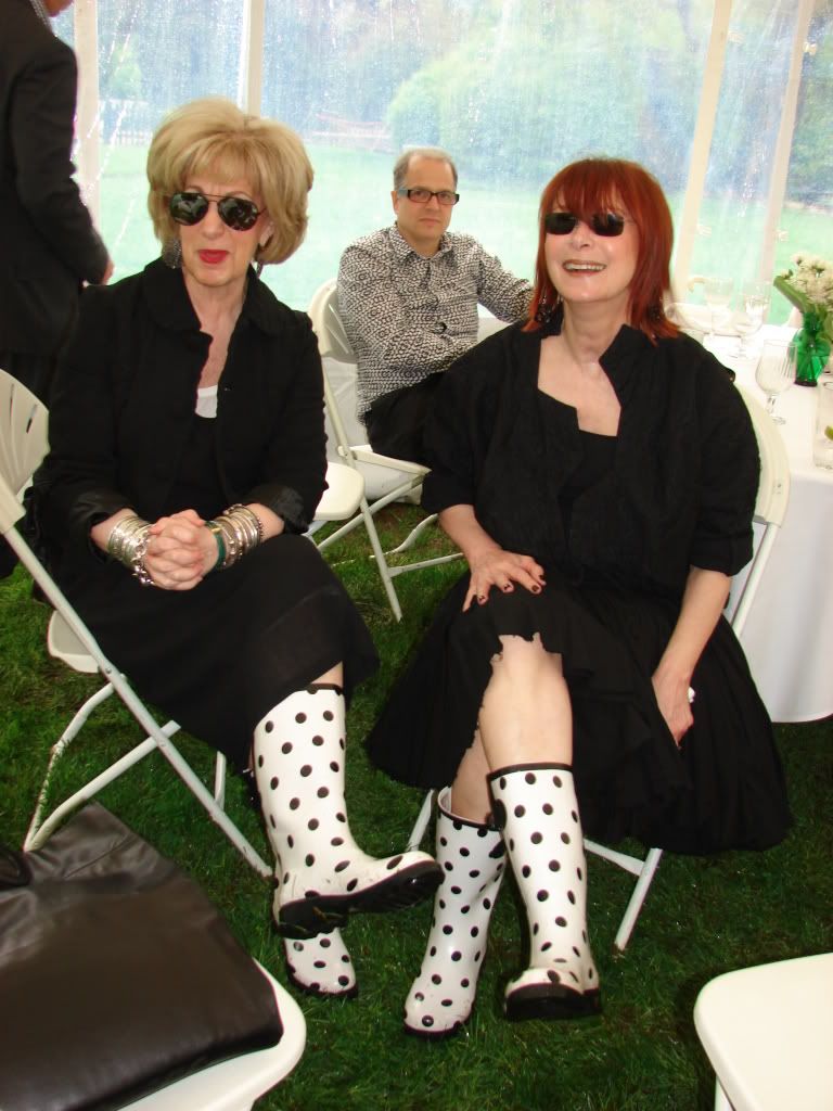 reception (c) Cliff-Kim galoshes