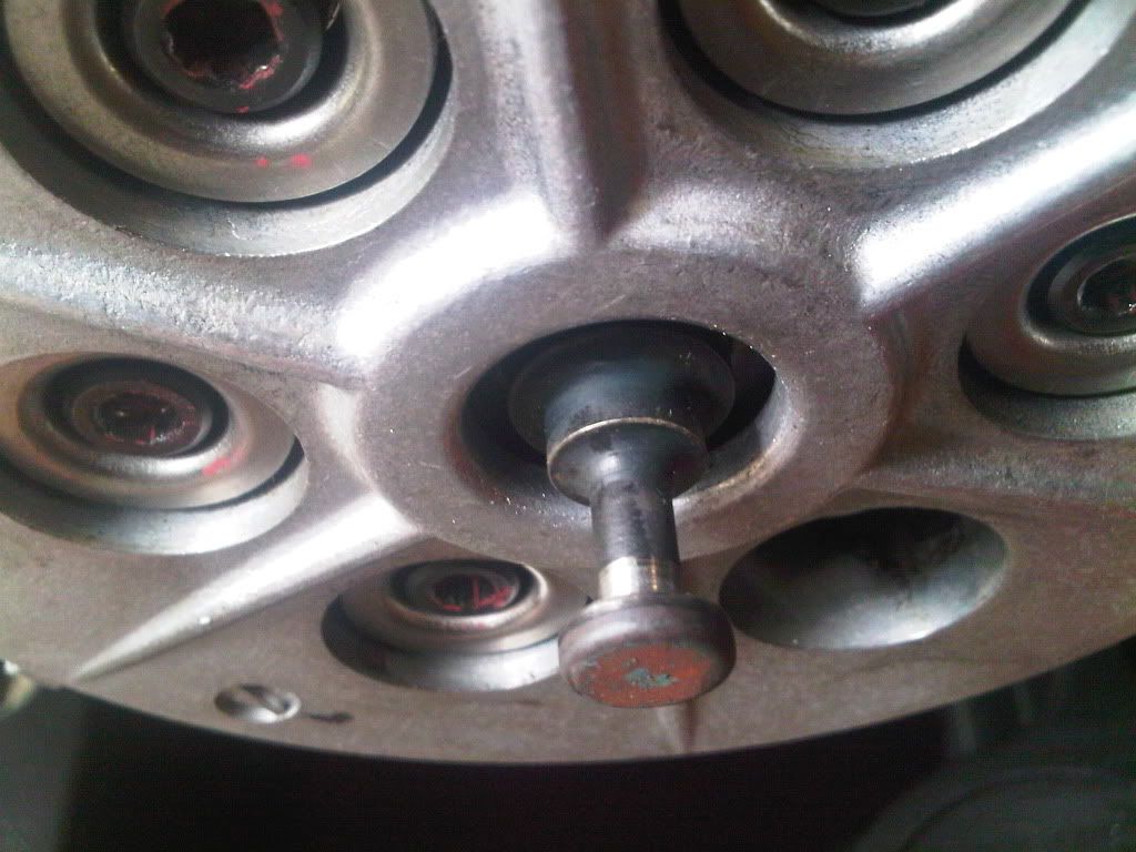 Clutch issues with zx12 2000 , need help please . ZX12R