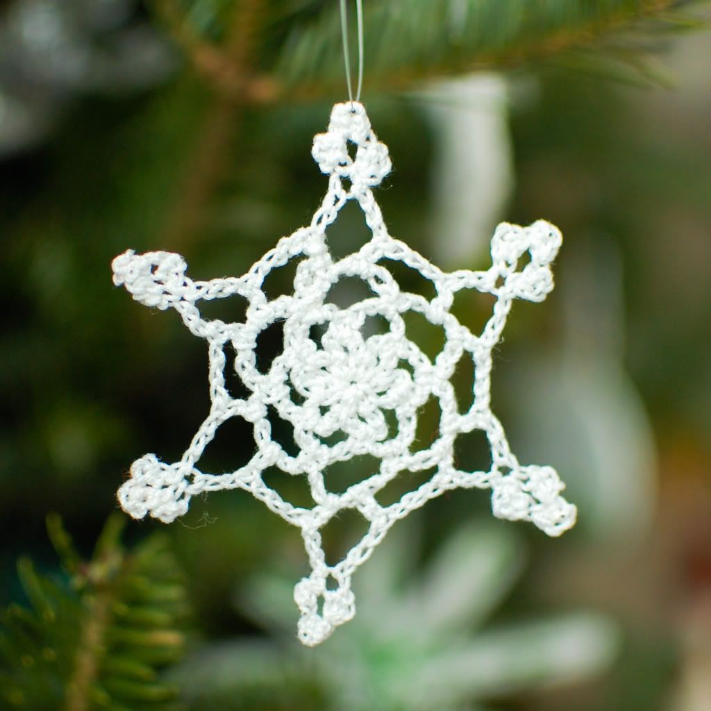 Dainty Lace Snowflake Dainty Lace Snowflake