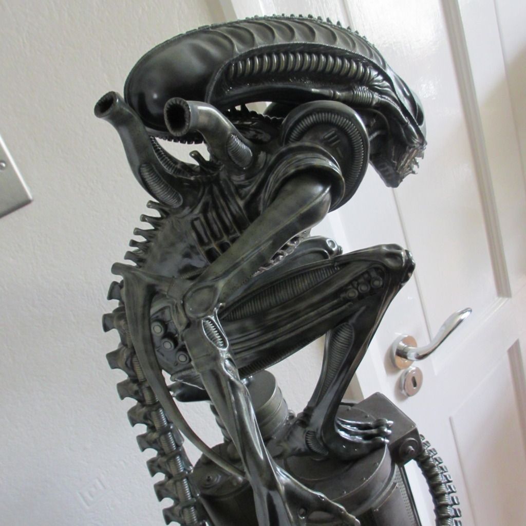 Alien Warrior Maquette