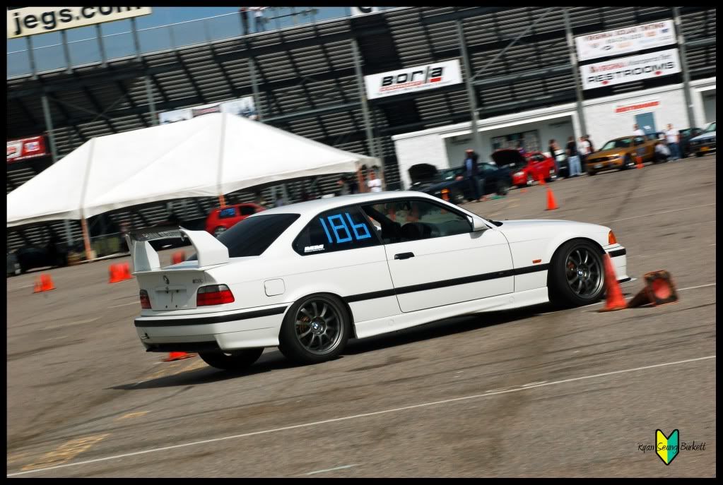 [Image: vmp_bmw_white_m3.jpg]