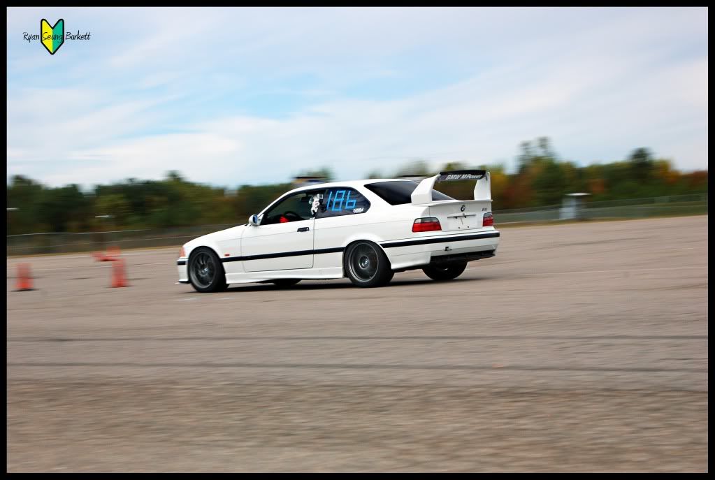 [Image: vmp_bmw_white_m3_3.jpg]