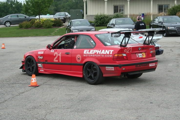 [Image: wing3-1.jpg]