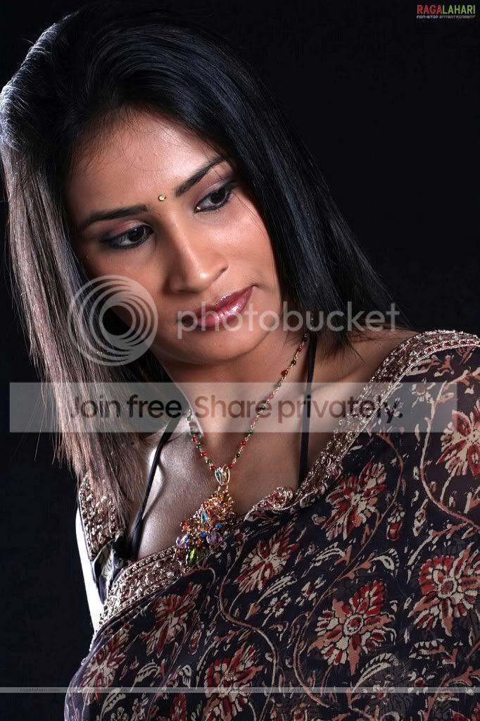 khushboo13.jpg