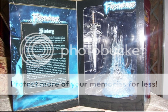 World of Warcraft Frostmourne sad sword blue light figure  