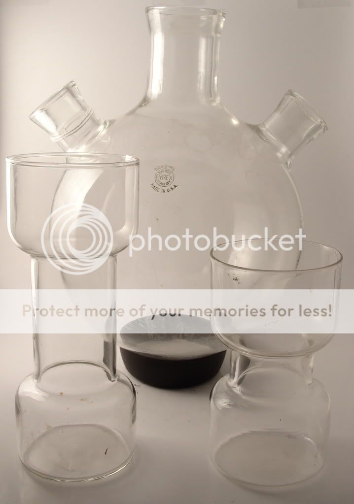   Pieces   PYREX Chemistry Set 3000 ML Boiling Flask 3 Necks   2 Beakers